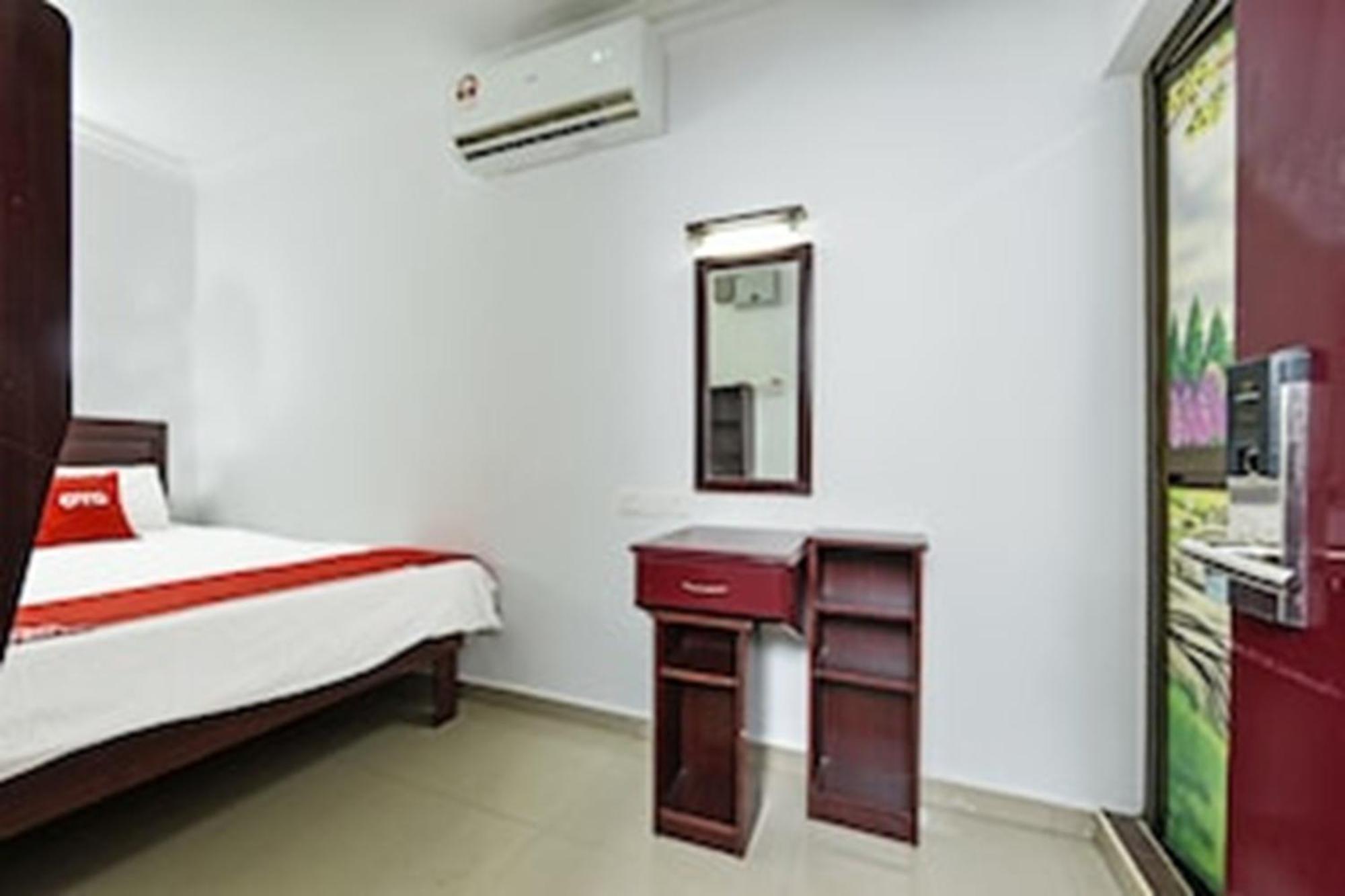 Super Oyo 90572 J Hotel Masjid India Kuala Lumpur Eksteriør billede