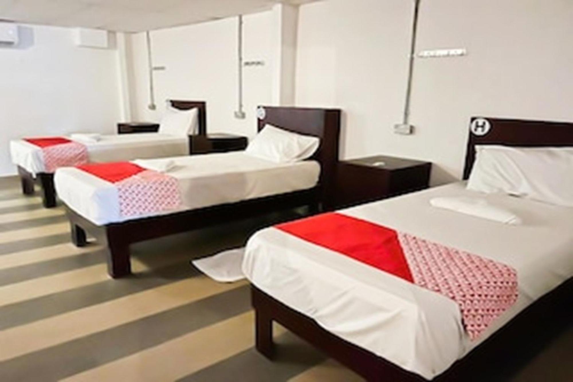 Super Oyo 90572 J Hotel Masjid India Kuala Lumpur Eksteriør billede